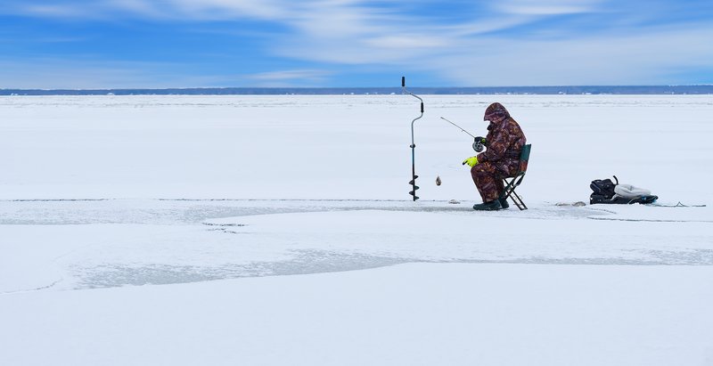 Lure in a Fortune with Ice Fishing Live at UK Casinos in United Kigdom